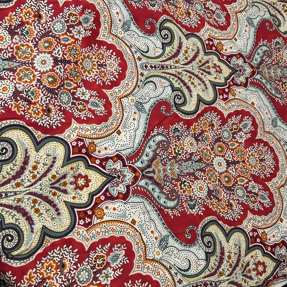 Pottery Barn Red Jordana Paisley Percale King Size Duvet Cover - Picture 2 of 5